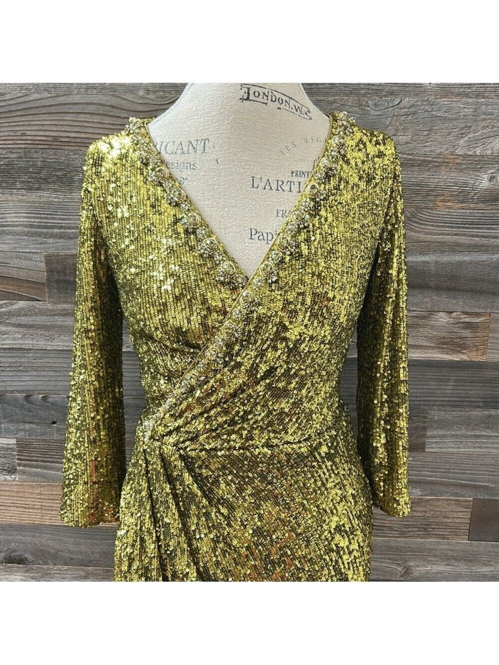 Theia Green Sequin Mesh Faux Wrap MIDI Dress 3/4 Length Sleeve Size 4 NWT - Picture 2 of 12